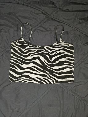 SUPRE Black & White Zebra Crop Cami XS